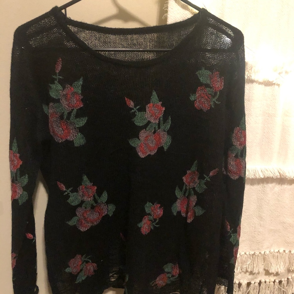 Cute, never worn delicate gauze floral sweater